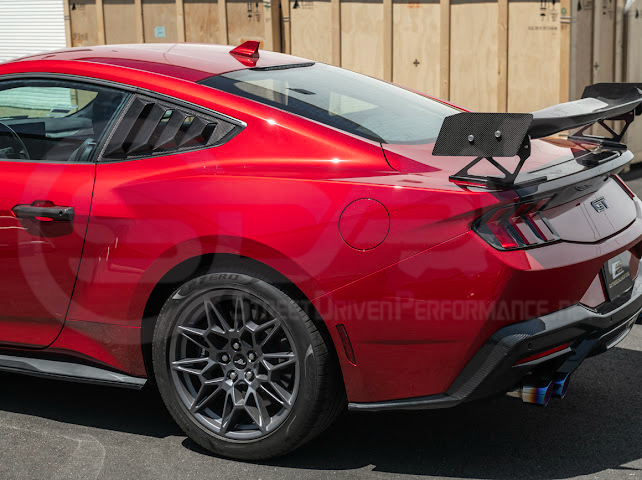2024-UP FORD MUSTANG S650 | CARBON FIBER SIDE QUARTER WINDOW LOUVER SUN SHADE COVER